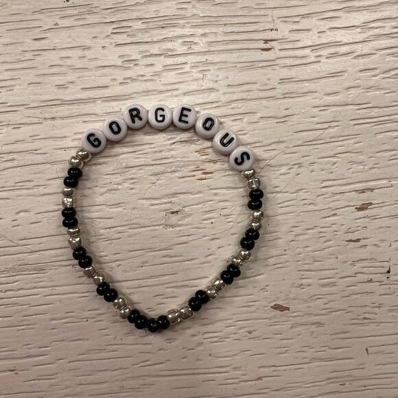 Taylor Swift Friendship Bracelet - Picture 1 of 1